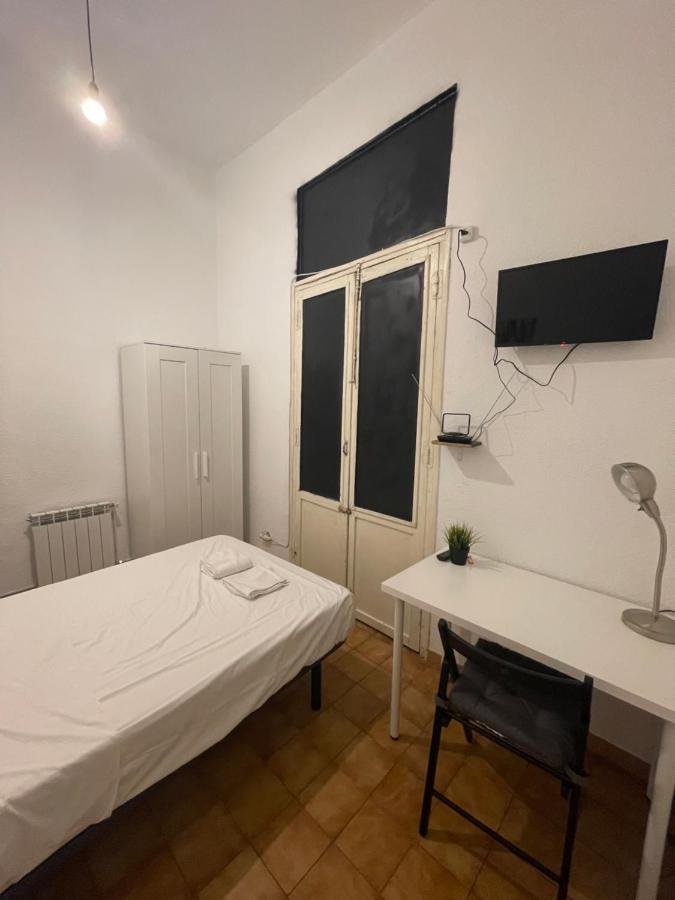 Leon Habitaciones Madrid Ngoại thất bức ảnh